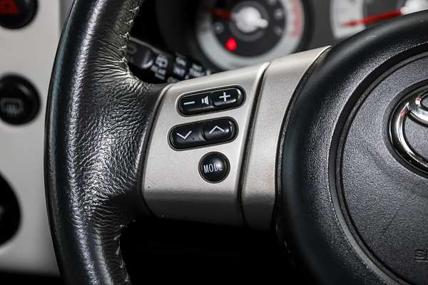 2013 Toyota FJ Cruiser GSJ15R