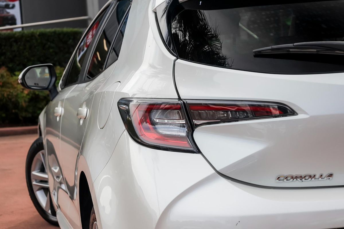 2018 Toyota Corolla SX MZEA12R