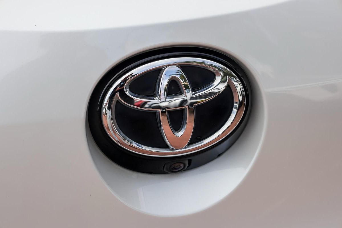 2018 Toyota Corolla SX MZEA12R
