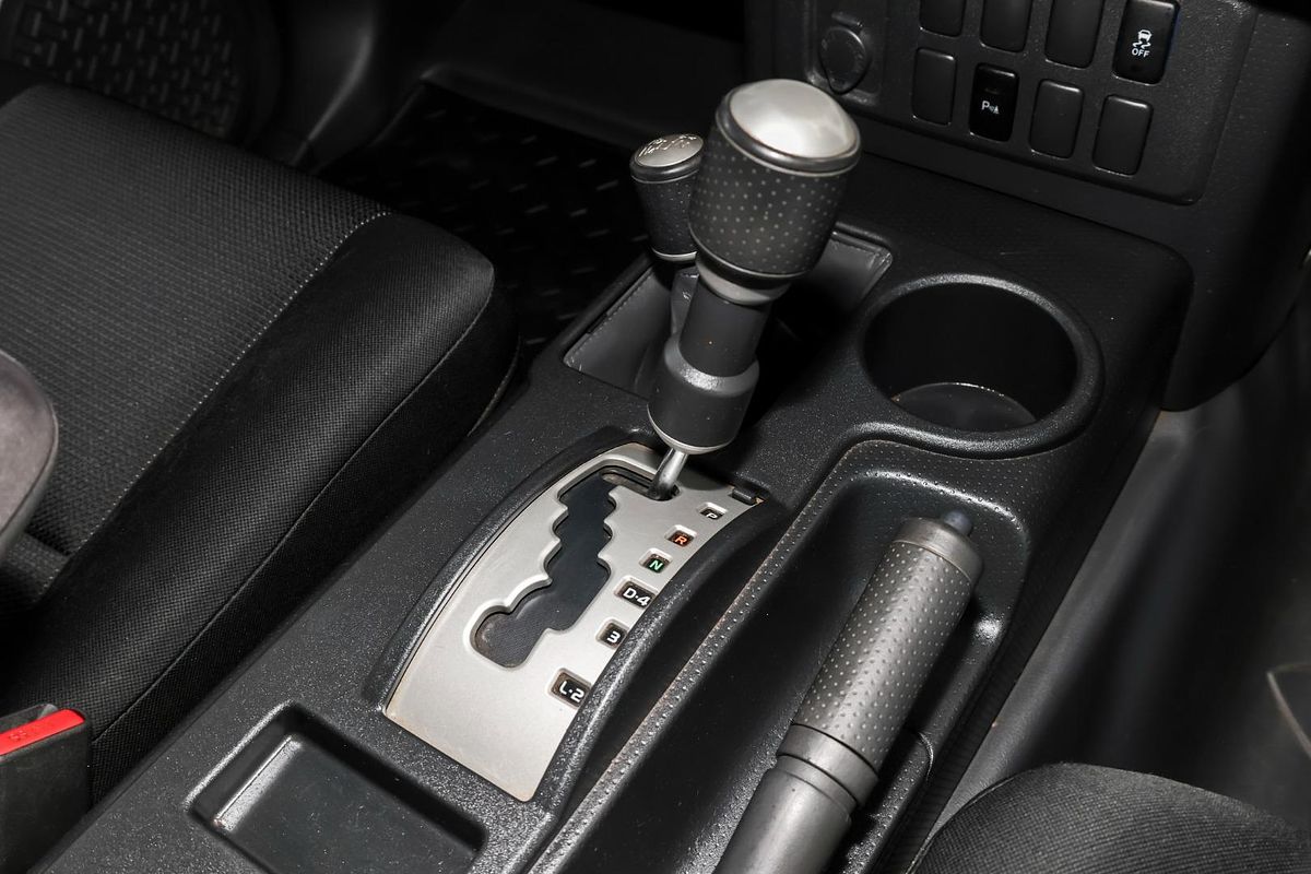 2013 Toyota FJ Cruiser GSJ15R