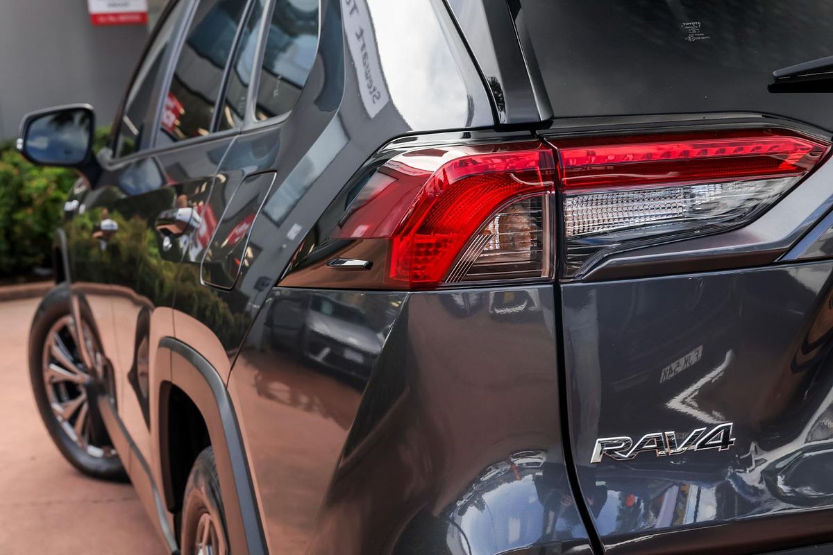 2024 Toyota RAV4 GXL AXAH52R