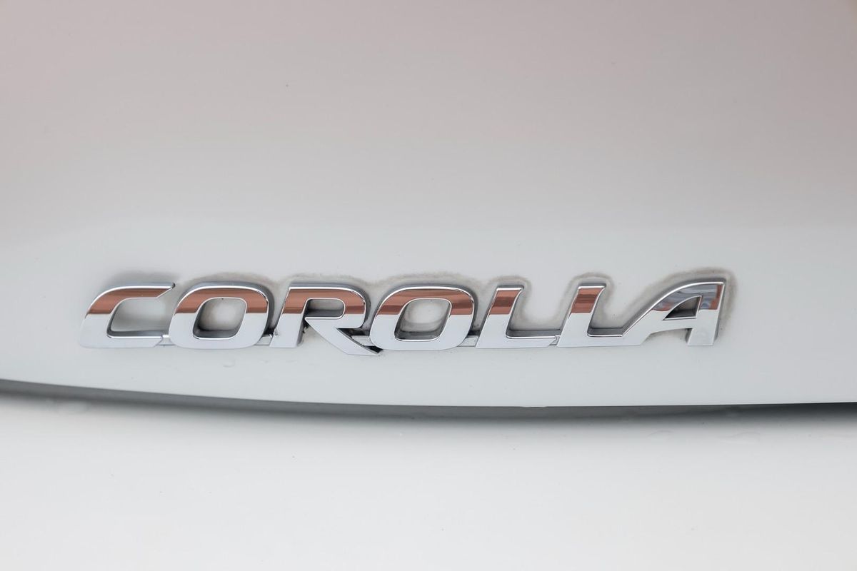 2018 Toyota Corolla SX MZEA12R