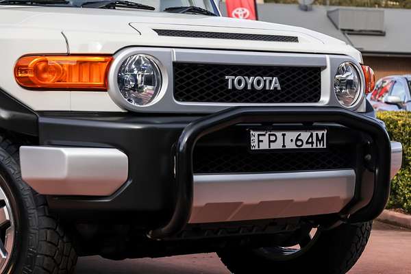 2013 Toyota FJ Cruiser GSJ15R