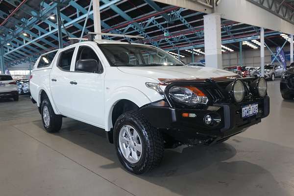 2017 Mitsubishi Triton GLX MQ 4X4