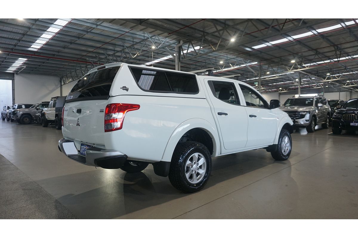 2017 Mitsubishi Triton GLX MQ 4X4