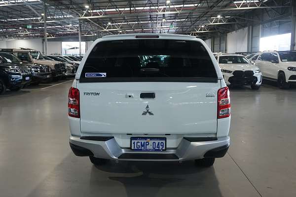 2017 Mitsubishi Triton GLX MQ 4X4