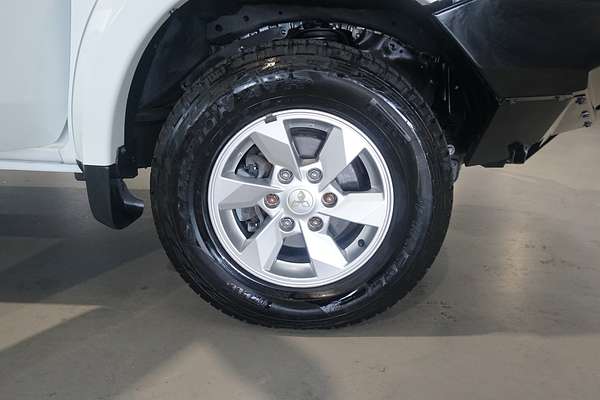 2017 Mitsubishi Triton GLX MQ 4X4