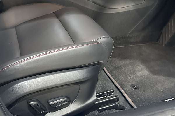 2024 MG MG5 Essence
