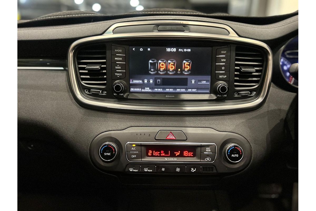 2020 Kia Sorento Black Edition UM