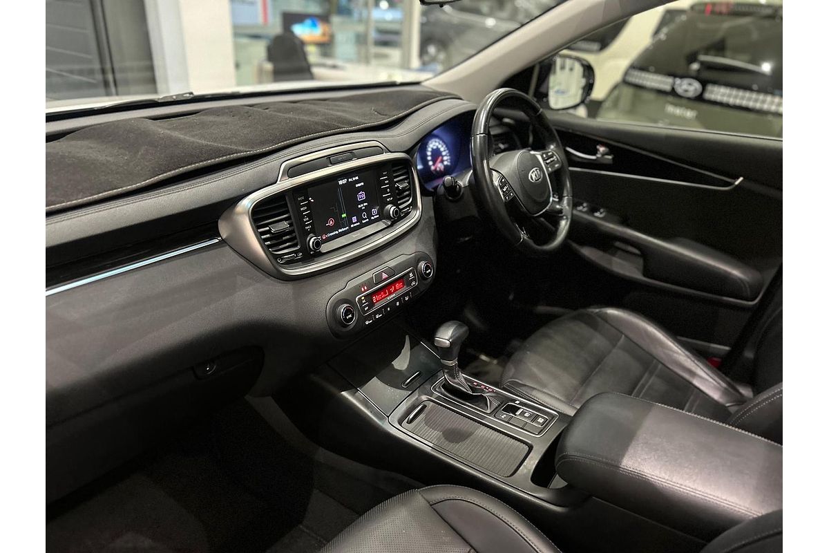 2020 Kia Sorento Black Edition UM