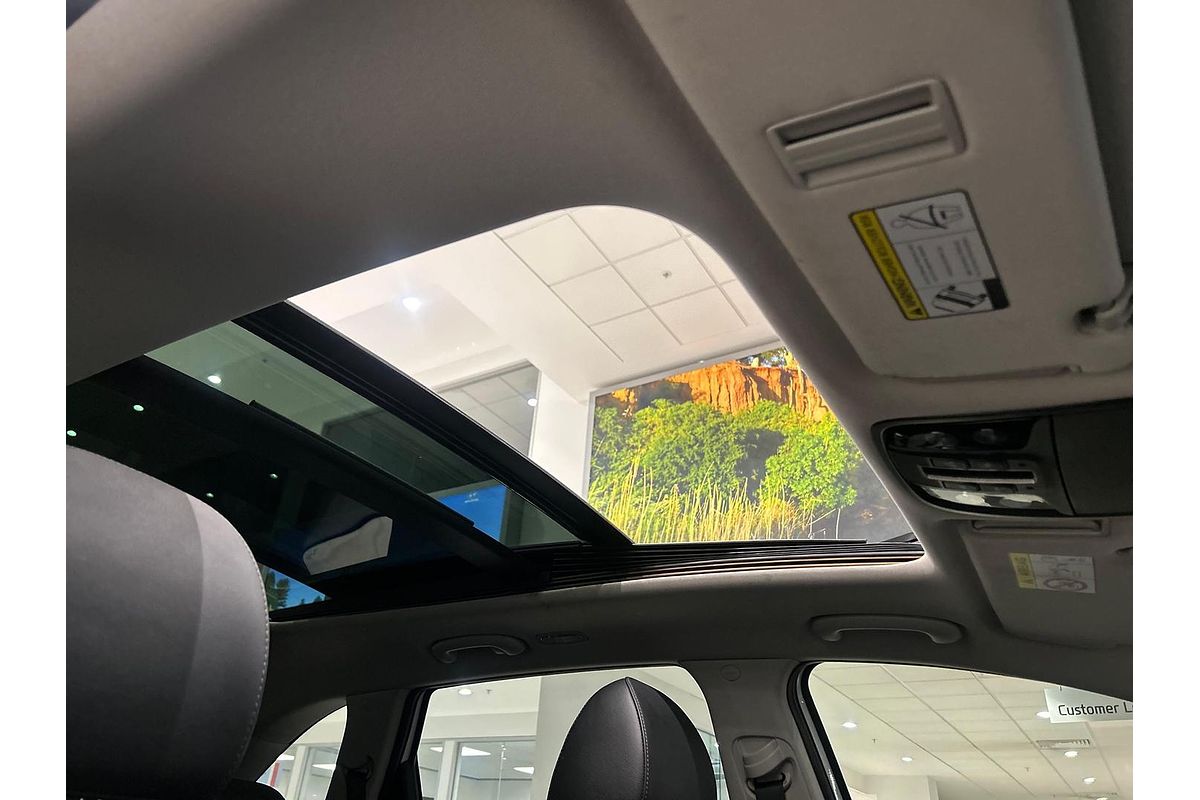 2020 Kia Sorento Black Edition UM