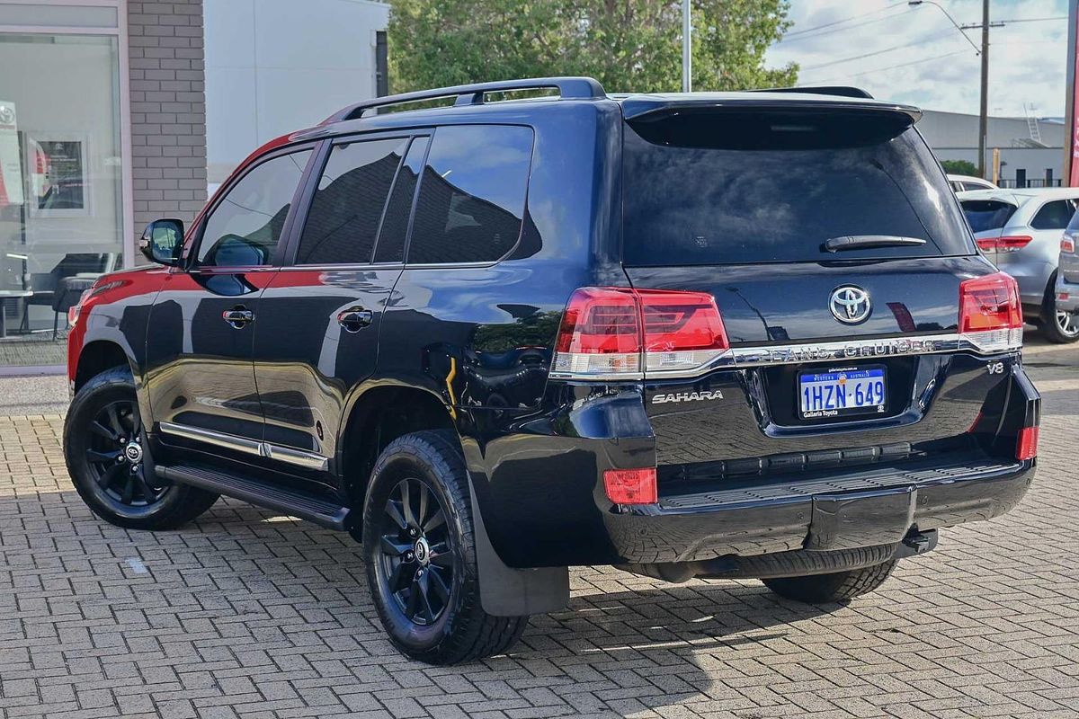 2020 Toyota Landcruiser Sahara VDJ200R
