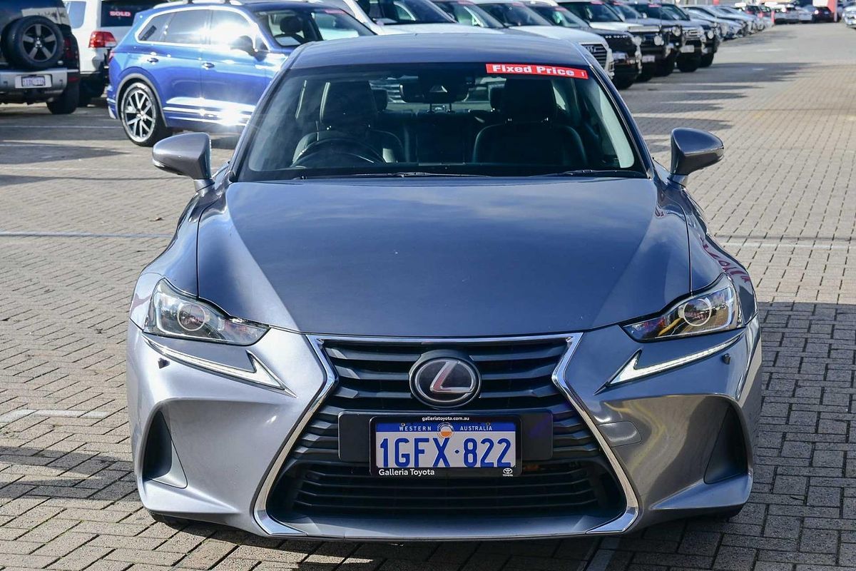 2017 Lexus IS IS200t Luxury ASE30R