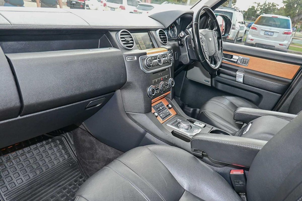 2014 Land Rover Discovery SDV6 HSE Series 4