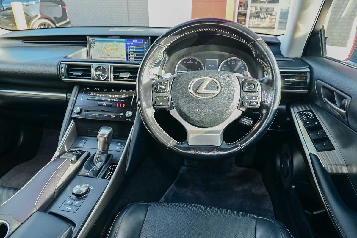 2017 Lexus IS IS200t Luxury ASE30R