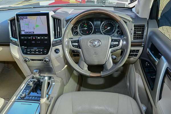 2020 Toyota Landcruiser Sahara VDJ200R