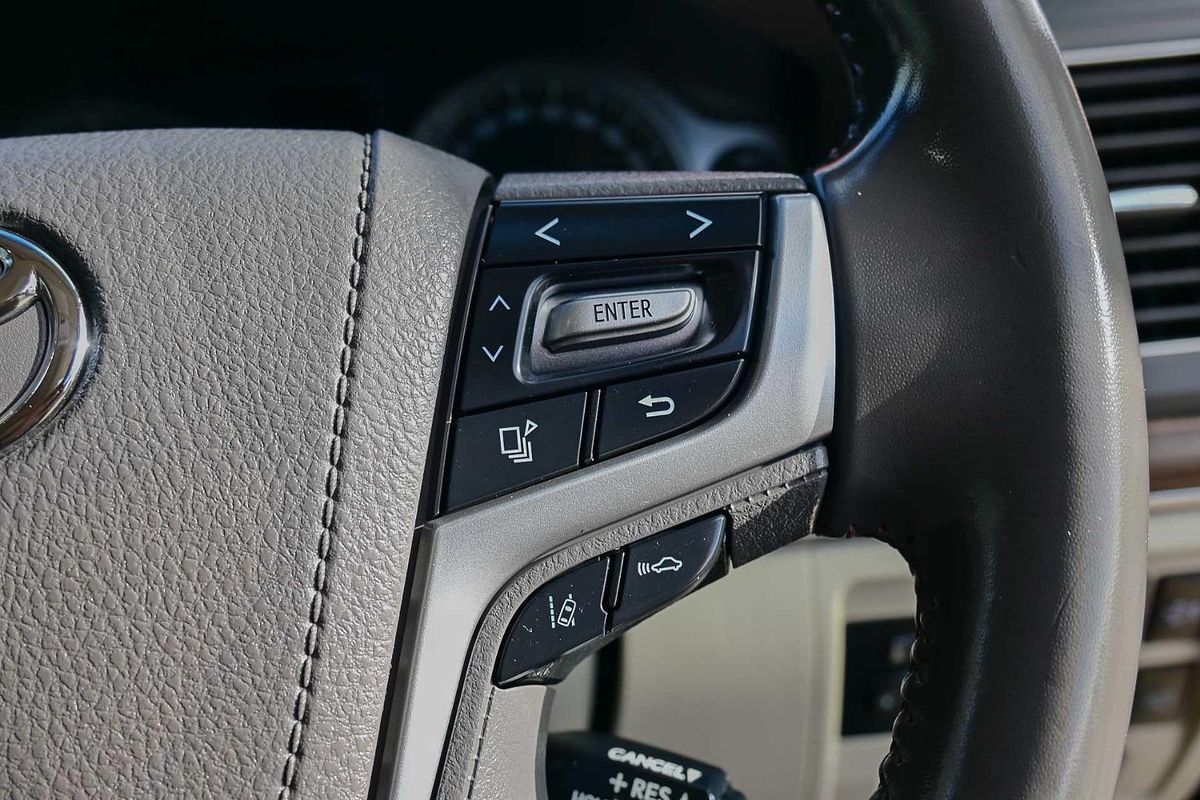 2020 Toyota Landcruiser Sahara VDJ200R
