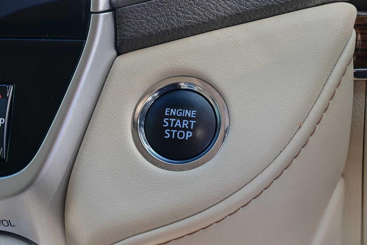 2020 Toyota Landcruiser Sahara VDJ200R