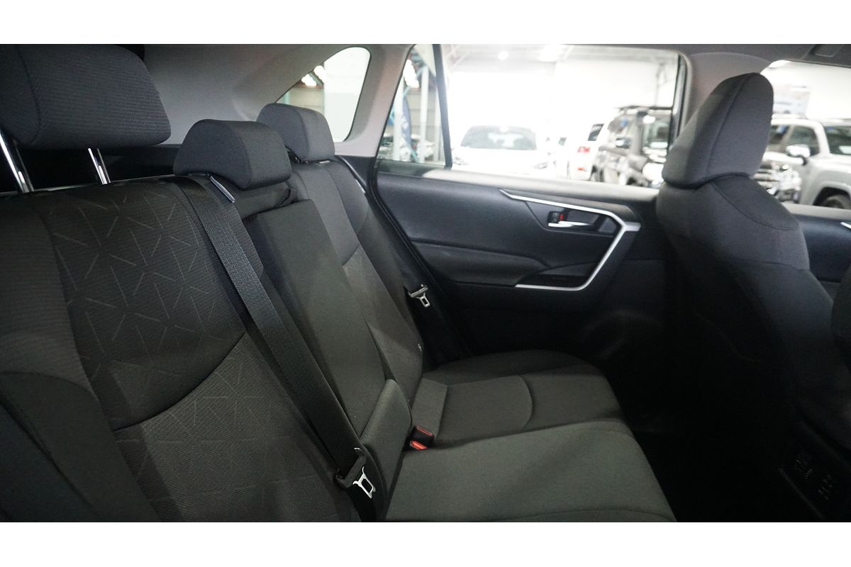 2024 Toyota RAV4 GXL MXAA52R