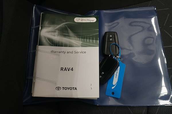 2024 Toyota RAV4 GXL MXAA52R