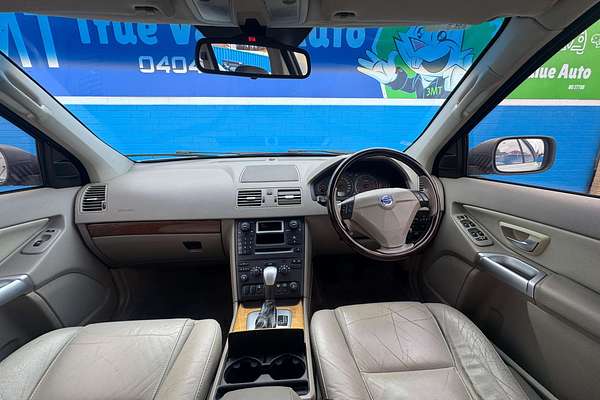 2005 Volvo XC90 T