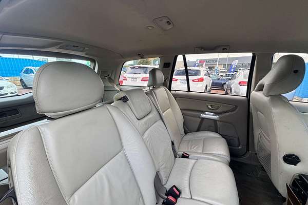 2005 Volvo XC90 T