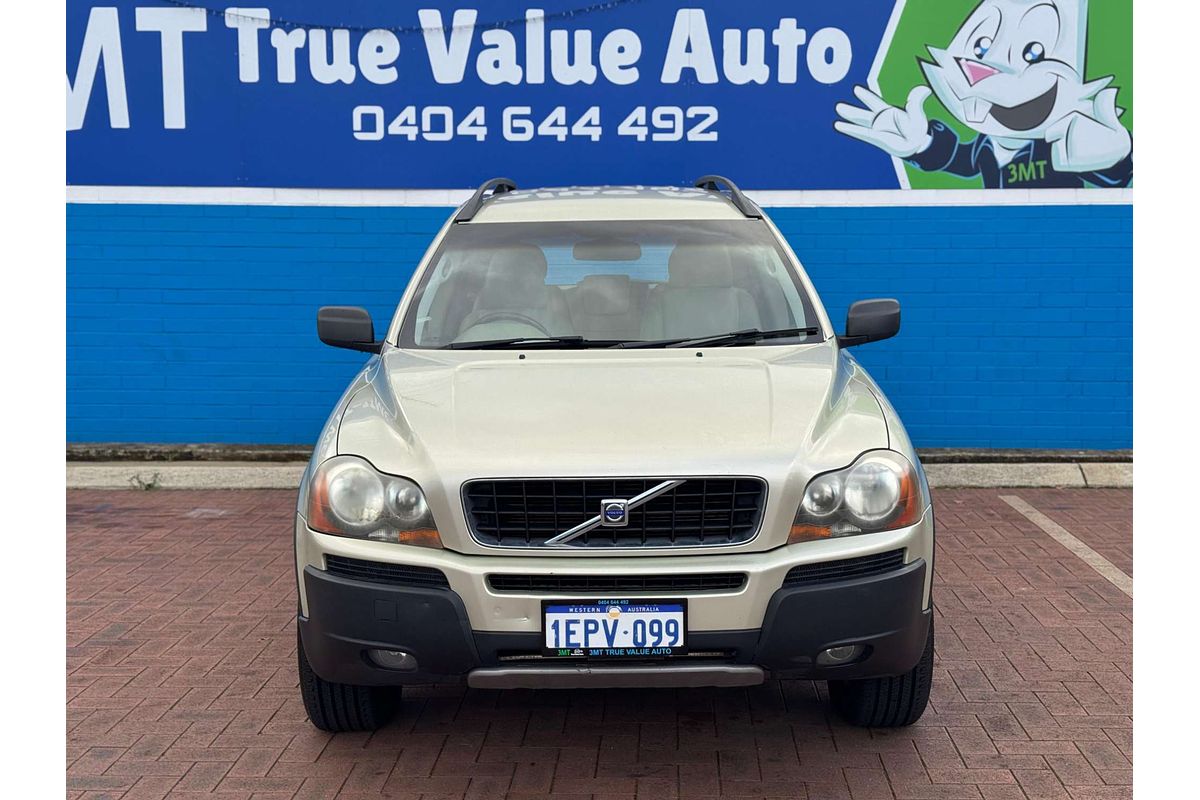 2005 Volvo XC90 T