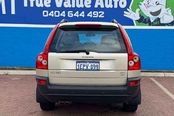 2005 Volvo XC90 T