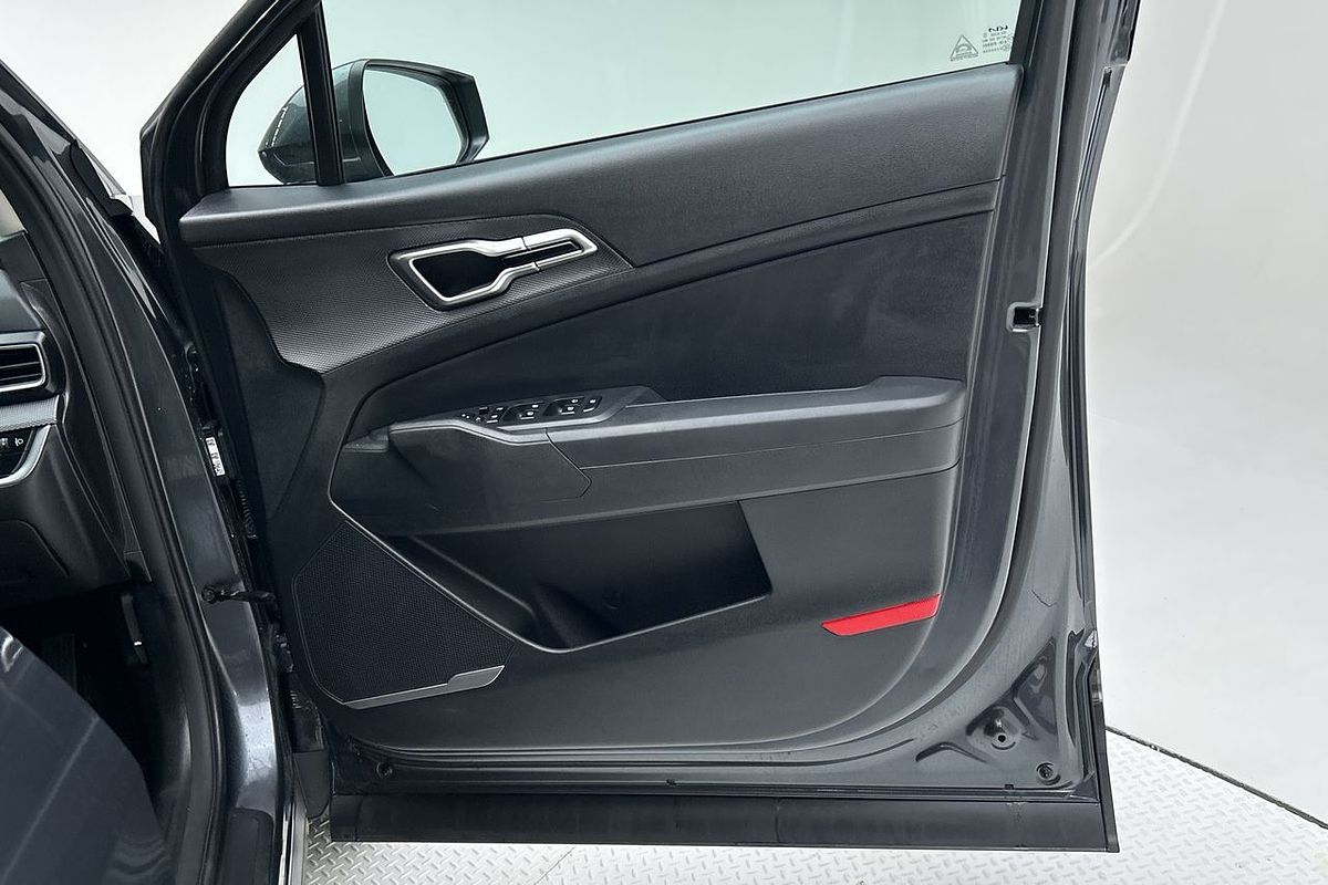 2024 Kia Sportage S NQ5