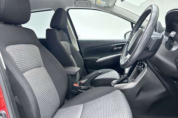 2023 Suzuki S-Cross JYB