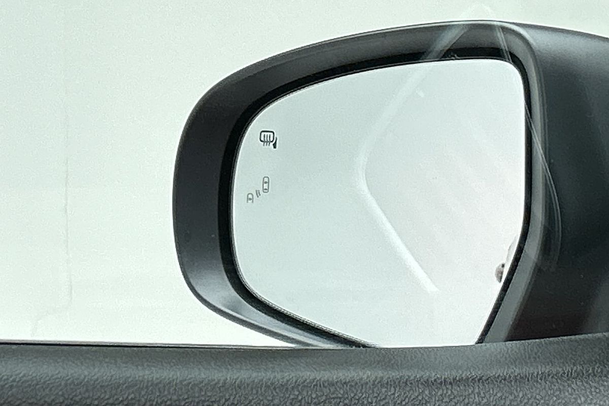 2023 Suzuki S-Cross JYB