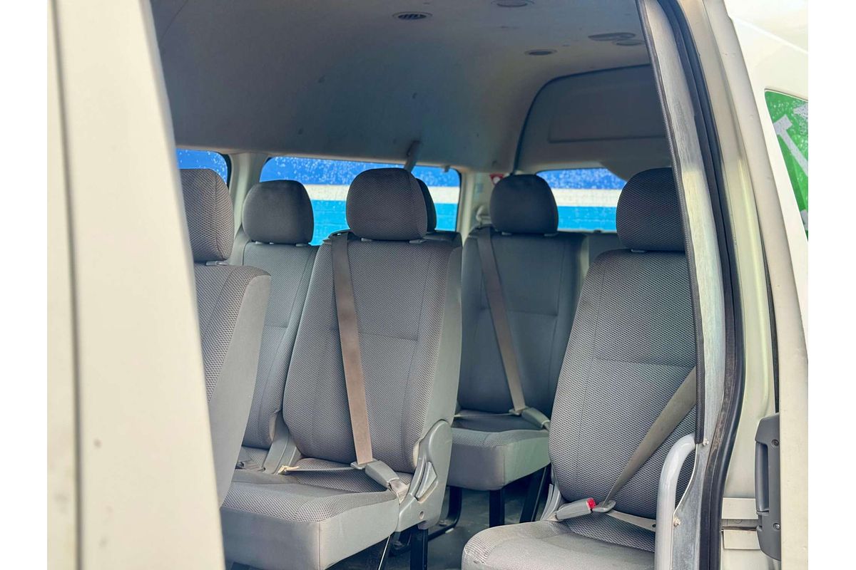 2005 Toyota Hiace Commuter KDH222R