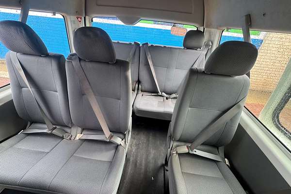 2005 Toyota Hiace Commuter KDH222R