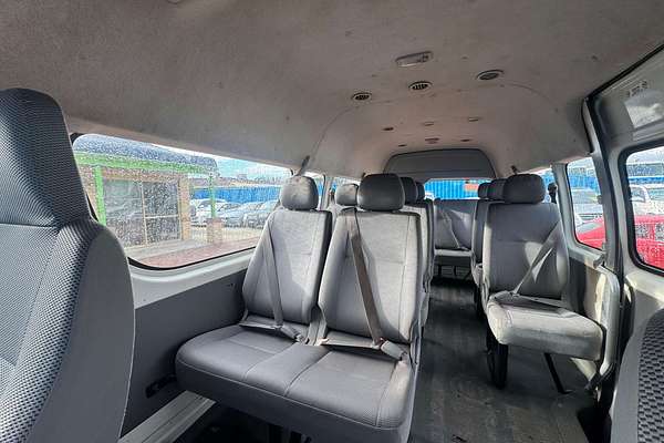 2005 Toyota Hiace Commuter KDH222R