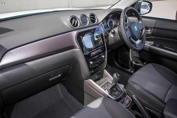 2024 Suzuki Vitara  LY Series II