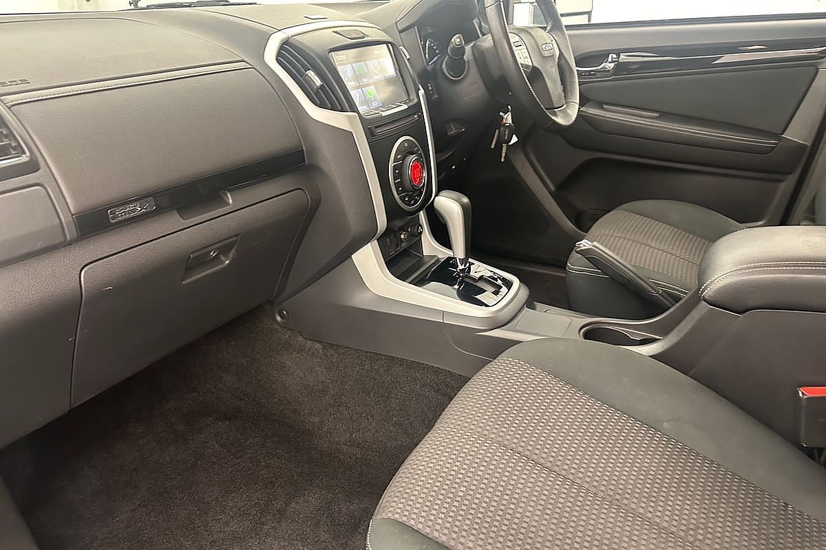 2020 Isuzu MU-X LS-U