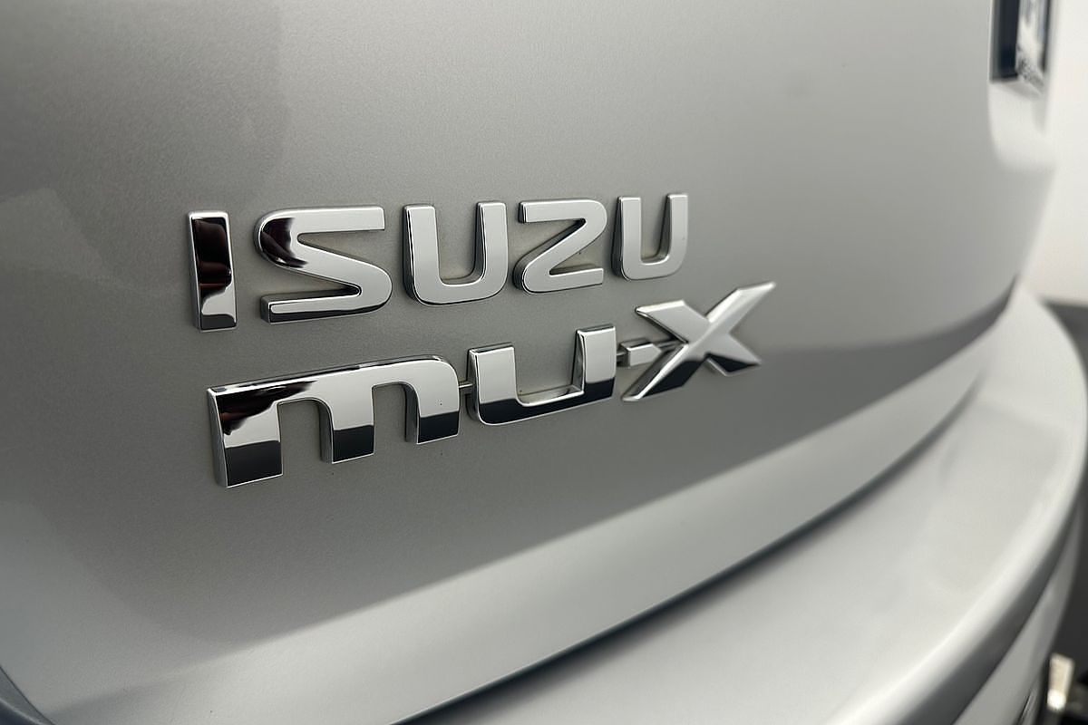 2020 Isuzu MU-X LS-U