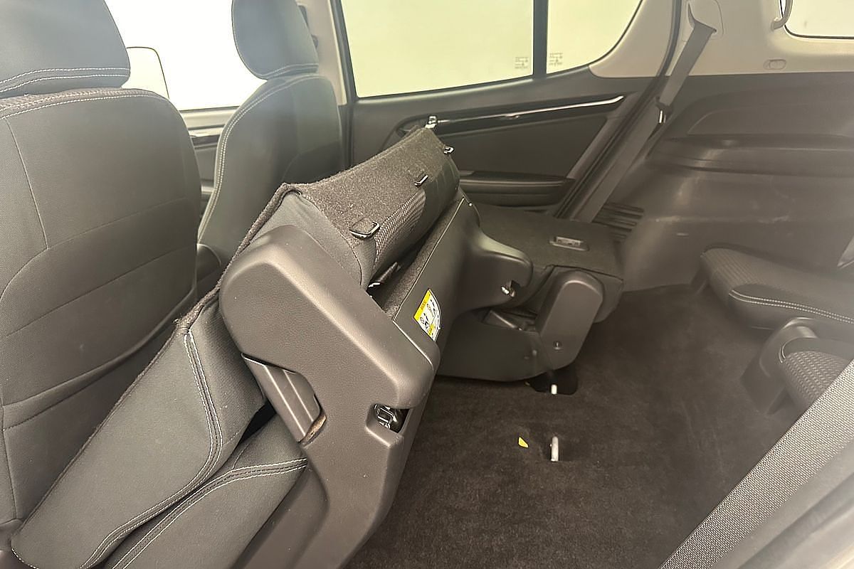 2020 Isuzu MU-X LS-U