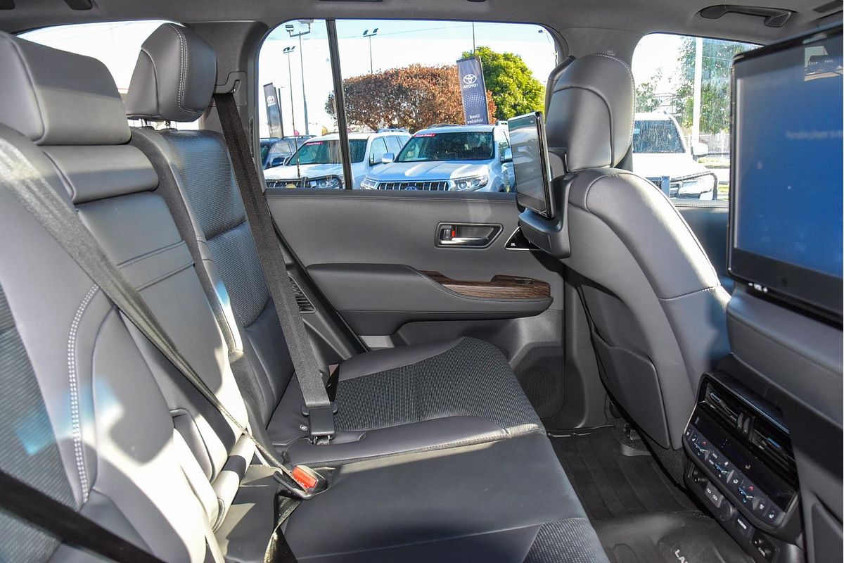 2023 Toyota Landcruiser Sahara FJA300R