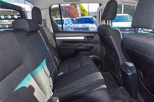 2017 Toyota Hilux SR5 GUN126R 4X4