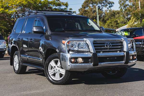 2013 Toyota Landcruiser Sahara VDJ200R