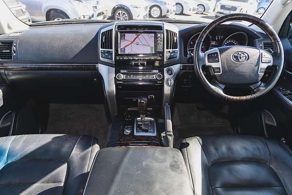 2013 Toyota Landcruiser Sahara VDJ200R