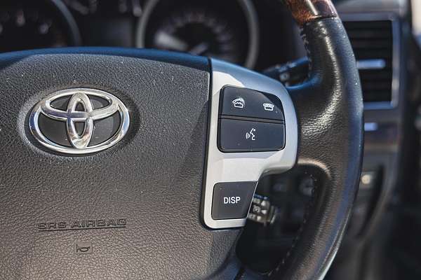 2013 Toyota Landcruiser Sahara VDJ200R