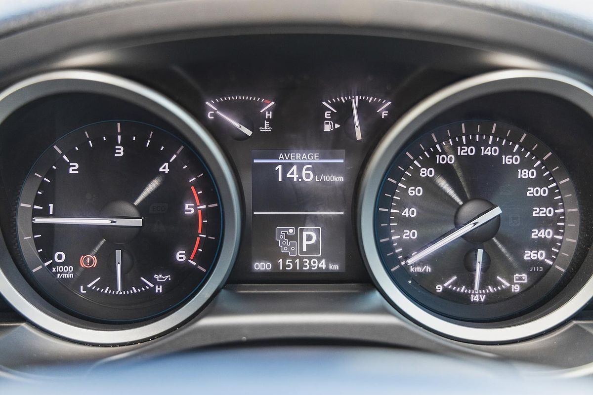 2013 Toyota Landcruiser Sahara VDJ200R