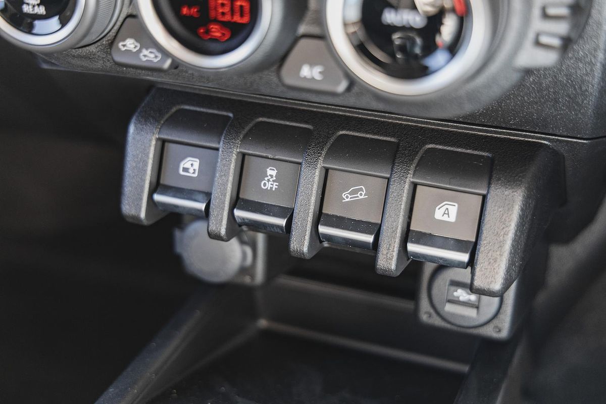 2024 Suzuki Jimny GLX GJ