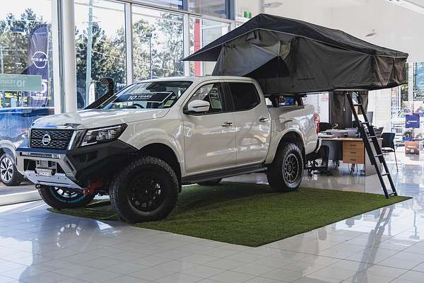 2024 Nissan Navara ST D23 4X4