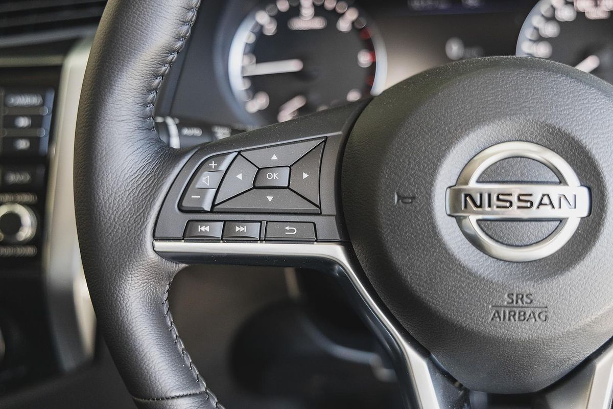 2024 Nissan Navara ST D23 4X4