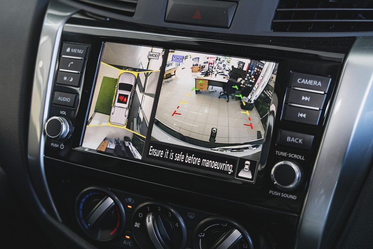 2024 Nissan Navara ST D23 4X4