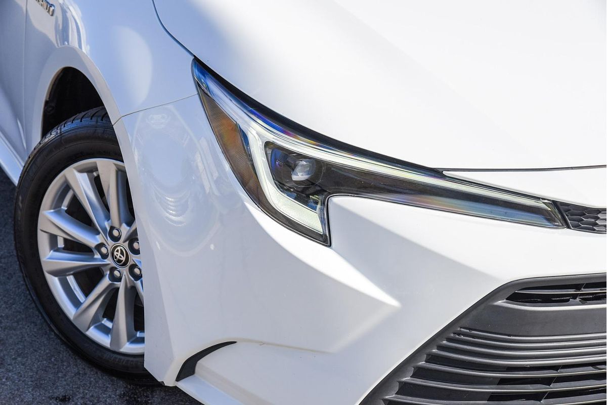 2022 Toyota Corolla Ascent Sport Hybrid ZWE219R
