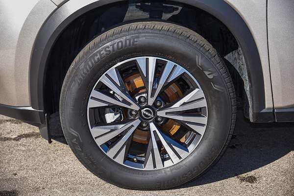 2023 Nissan X-TRAIL ST-L T33